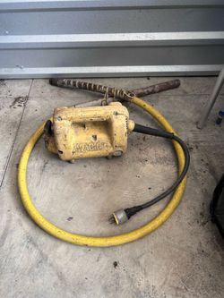 Wacker concrete vibrator M2000