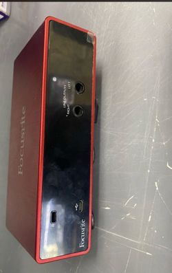 Focusrite Scarlett 2i2 -
