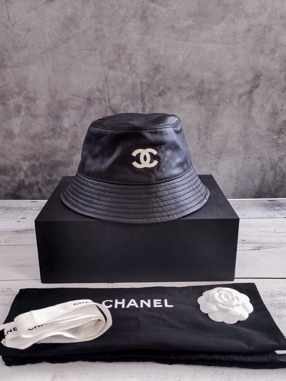 Leather Louis Vuitton Bucket Hat for Sale in Hayward, CA - OfferUp