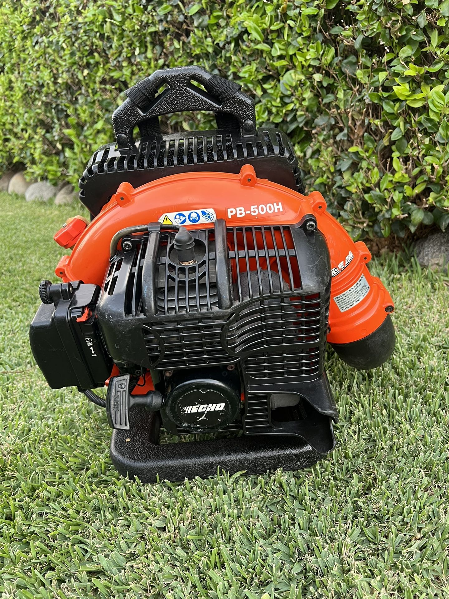 ECHO LEAF BLOWER