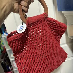 Woman’s Fashion Handbag New 