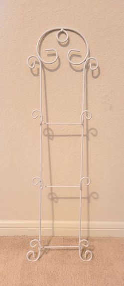 Vertical Wall Plate Rack