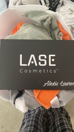 2 LASE cosmetics eyeshadow palette and lip palette