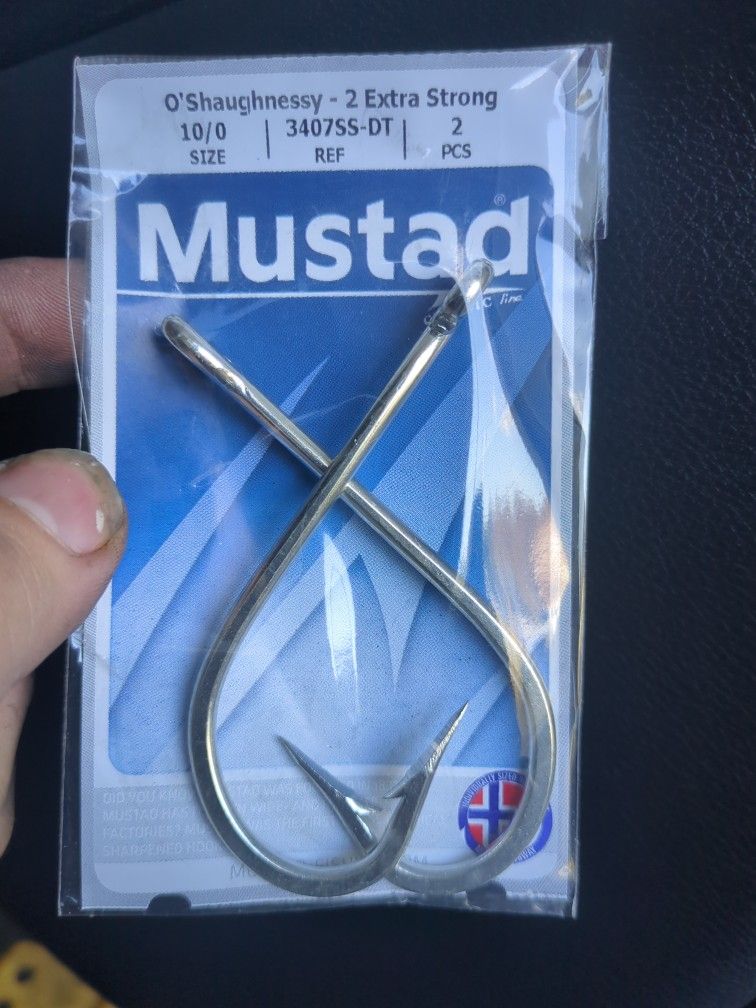 2 Extra Strong Hooks O'Shaughnessy