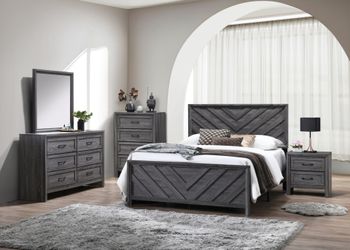 KING BEDFRAME DRESSER MIRROR