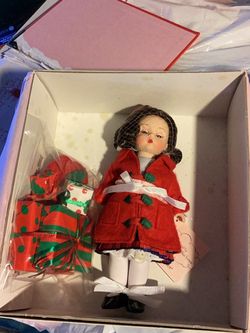 Madame Alexander Christmas Holiday Collector Doll