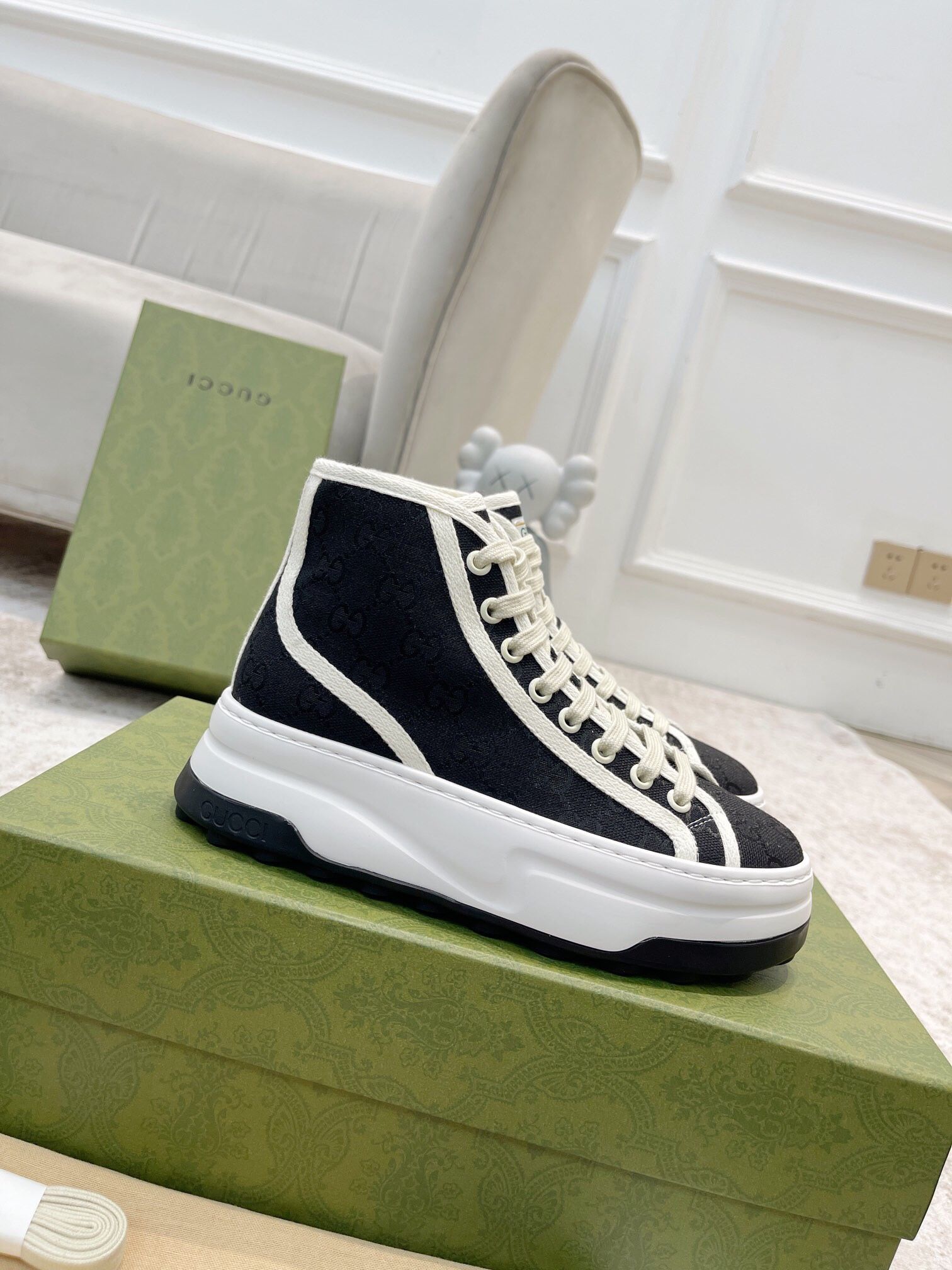 Gucci Women’s Shoes With Box 2025 New