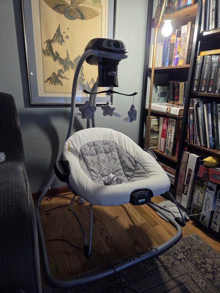 Graco 3 In 1 Baby Swing / Bouncer