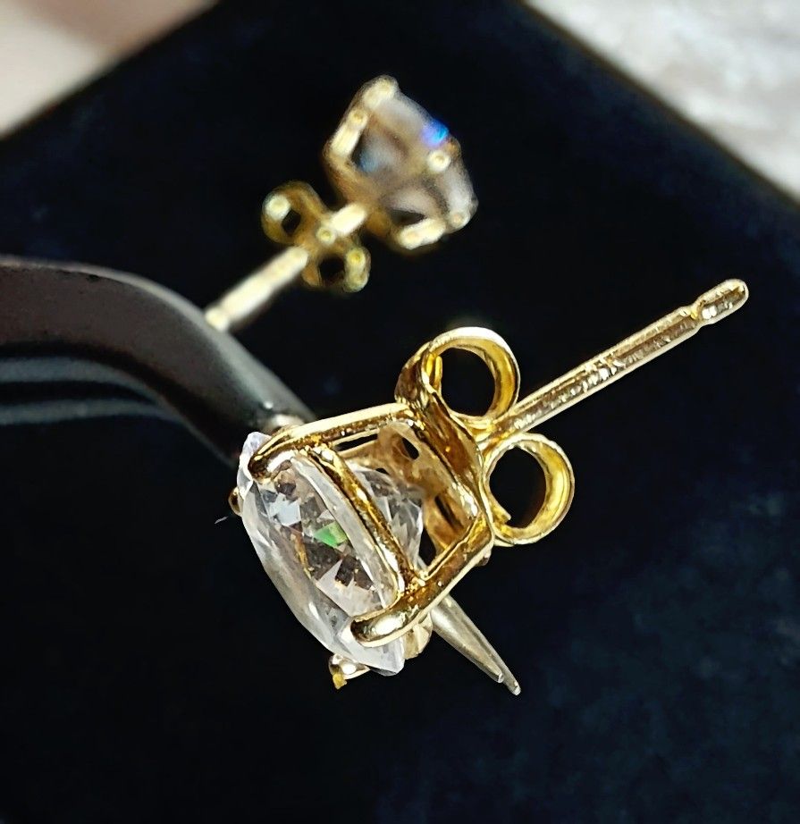 Luxury 14k Diamond Earrings ♡♡