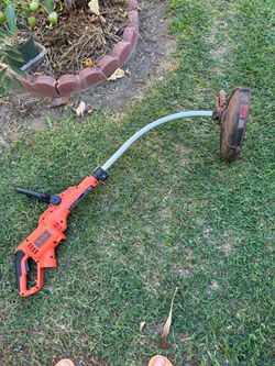 Electric string trimmer, Black and Decker GH3000