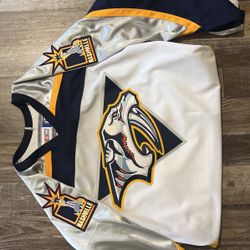Nashville Preds Jersey 