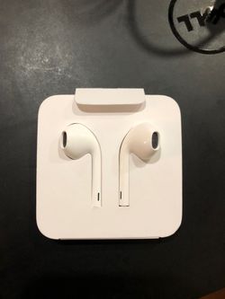 iPhone headphones never used 10$