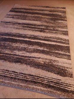 Area Rug 6 × 9