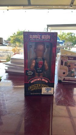 Rumble heads stone cold Steve Austin series one bobble heads with attitude