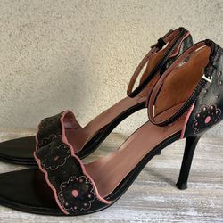 Carlos Santana black/pink heels 👠