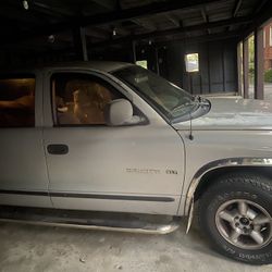 2000 Dodge Dakota