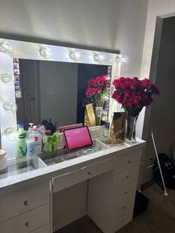 White Vanity Desk