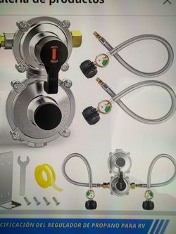 Propane gas regulator automatic change of two double tank connectors