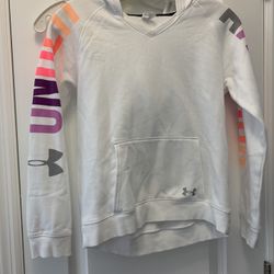 Sweatshirt For Girls , Size M Price :5