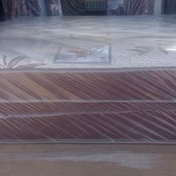 Brand New Queen Size Pillowtop Mattress Included Box Spring Free Delivery 