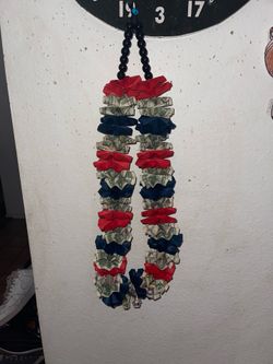 Graduation leis