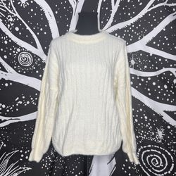 SO Women's Cream Cable Knit Sweater