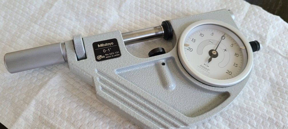Mitutoyo Dial Snap Meter