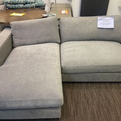 Henredon Essex Hill Sofa Chaise