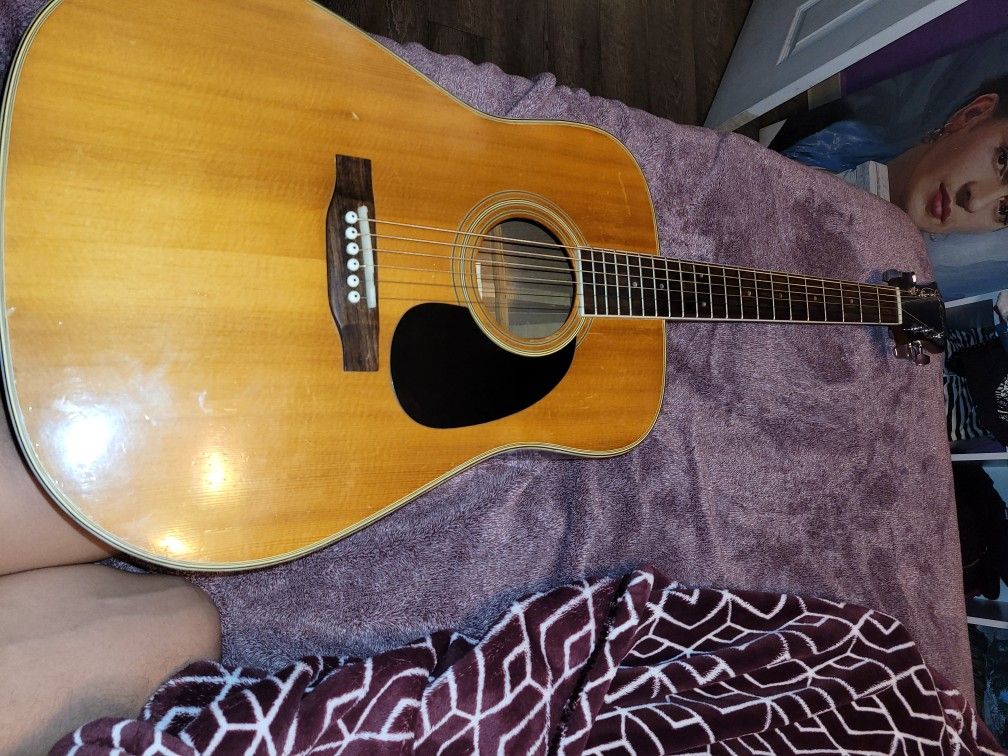 Epi D-14. Acustic Classic Guitar Left Handlers
