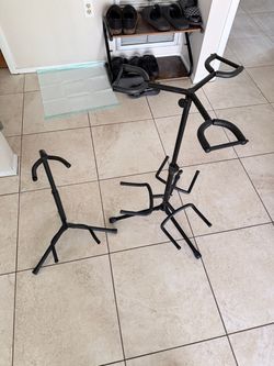 4 guitar stands