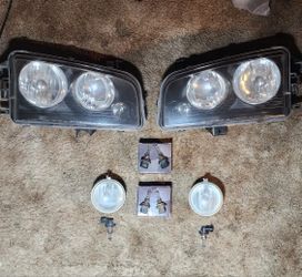 06-09 Charger Headlights & Fogs w/Bulbs