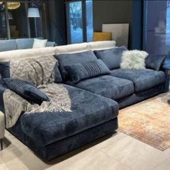 Black  Cloud Sectional 