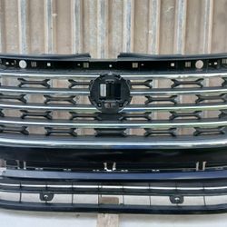 2024-2026 Volkswagen Atlas SEL Premium R-Line Front Bumper Cover OEM 