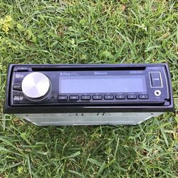 BOSS Audio In-Dash Radio Stereo CD FM AM Receiver Player Bluetooth USB AUX Input Connection MP3 Compatible Digital Media Music Interior Auto Parts