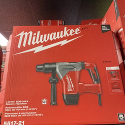 Milwaukee 1-9/16 in. SDS-Max Rotary Hammer