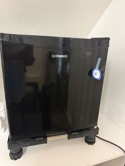 1.6 Cu Ft Mini Fridge with Freezer, Single Door Upright Freezer with Mini Fridge Stand