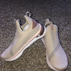 Brand New Never Worn Puma-women’s Sneakers-7