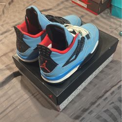 Travis Scott Jordan 4