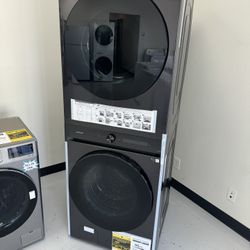 New Washer Dryer WashTower LG Smart Black Gas Warranty