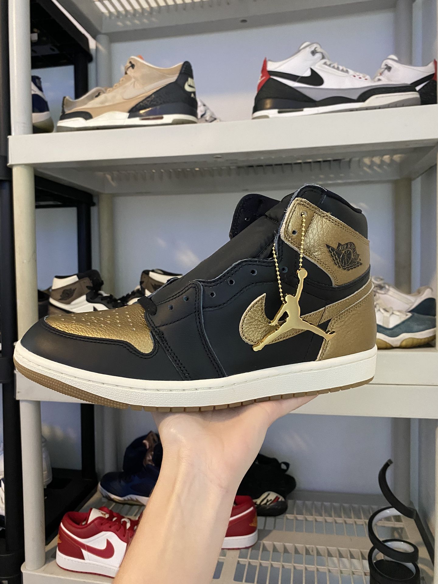 Air Jordan 1 Retro High OG Black Metallic Gold Men's Shoes DZ5485-071 Size 11