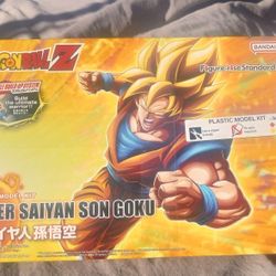 BANDAI NAMCO SUPER SAIYAN SON GOKU DRAGONBALL Z MODEL KIT