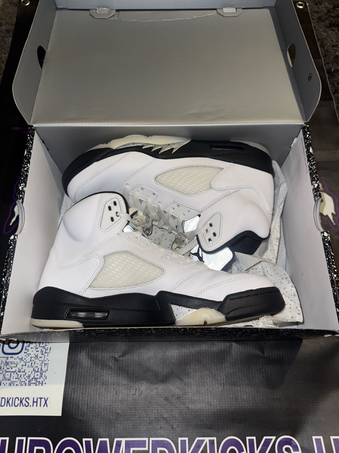 Jordan 5 “Reverse Metallic”