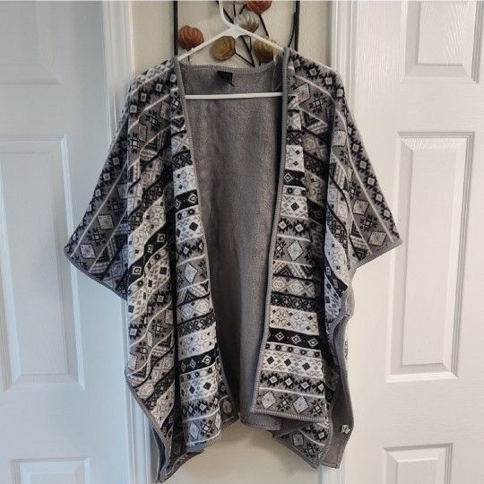 Cuddl Duds Soft Gray Cardigan