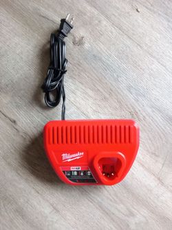 Milwaukee m12 charger