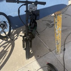 Electric Ride On Scooter Max Speed 22MPH