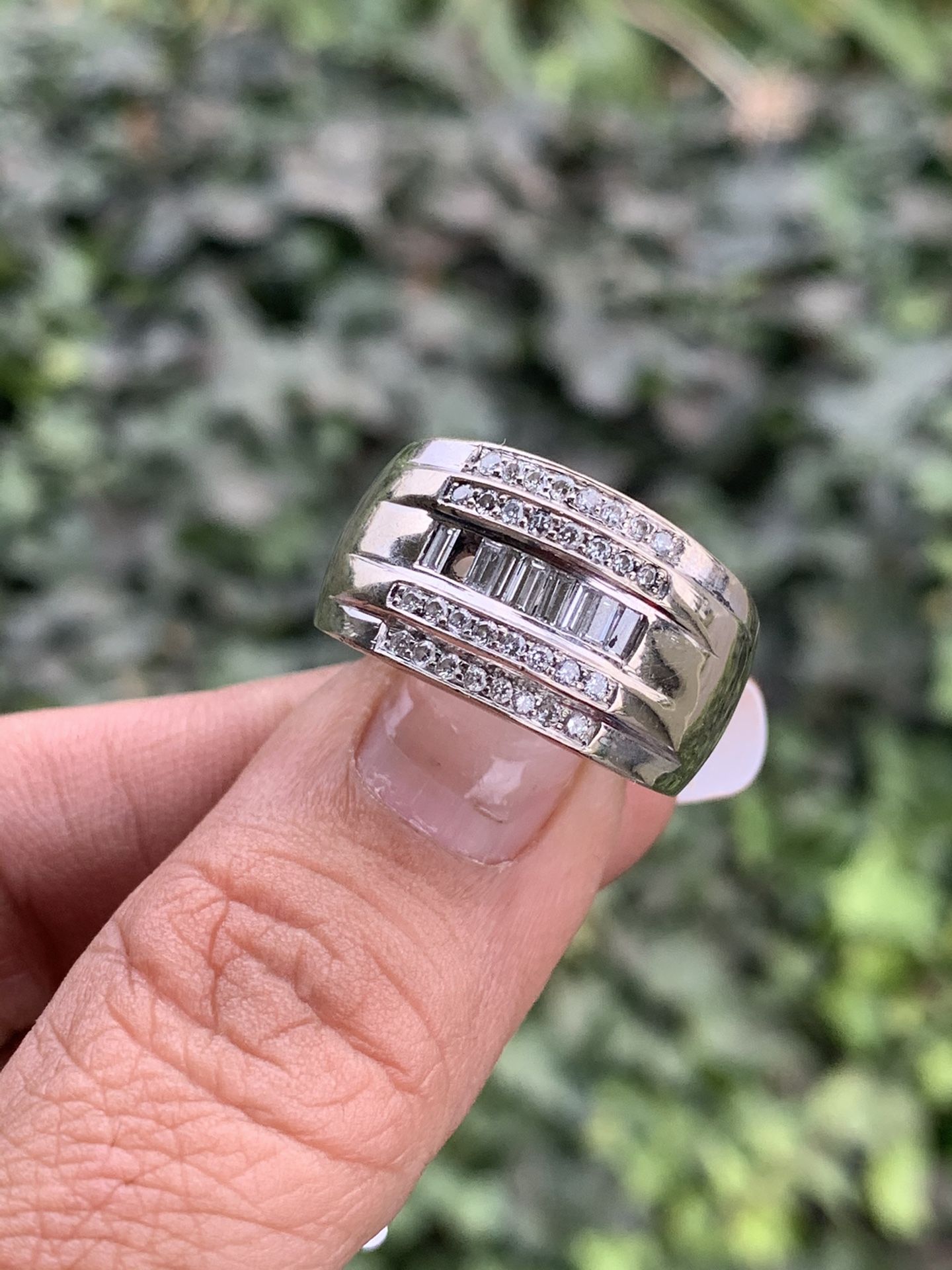 Men’s or woman wide band diamond ring set in 14k missing diamond