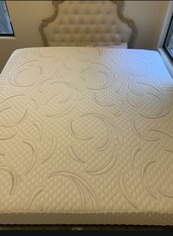 Serta IComfort King Mattress