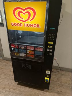 VENDING MACHINE- NO LOCATION