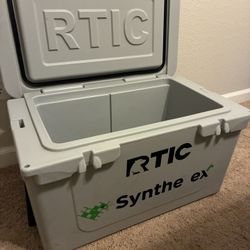 RTIC Cooler-45 Quart