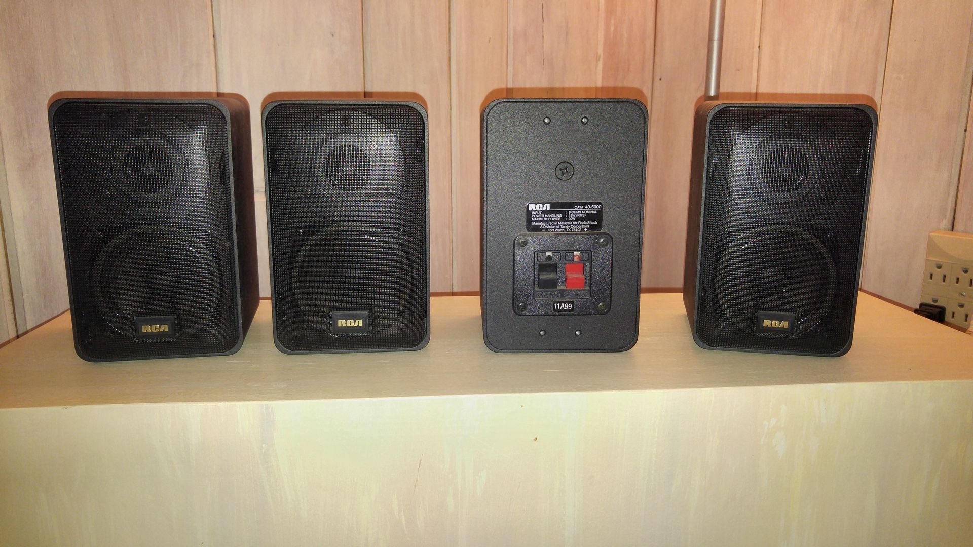 RCA/Radio Shack 11A99 Speakers